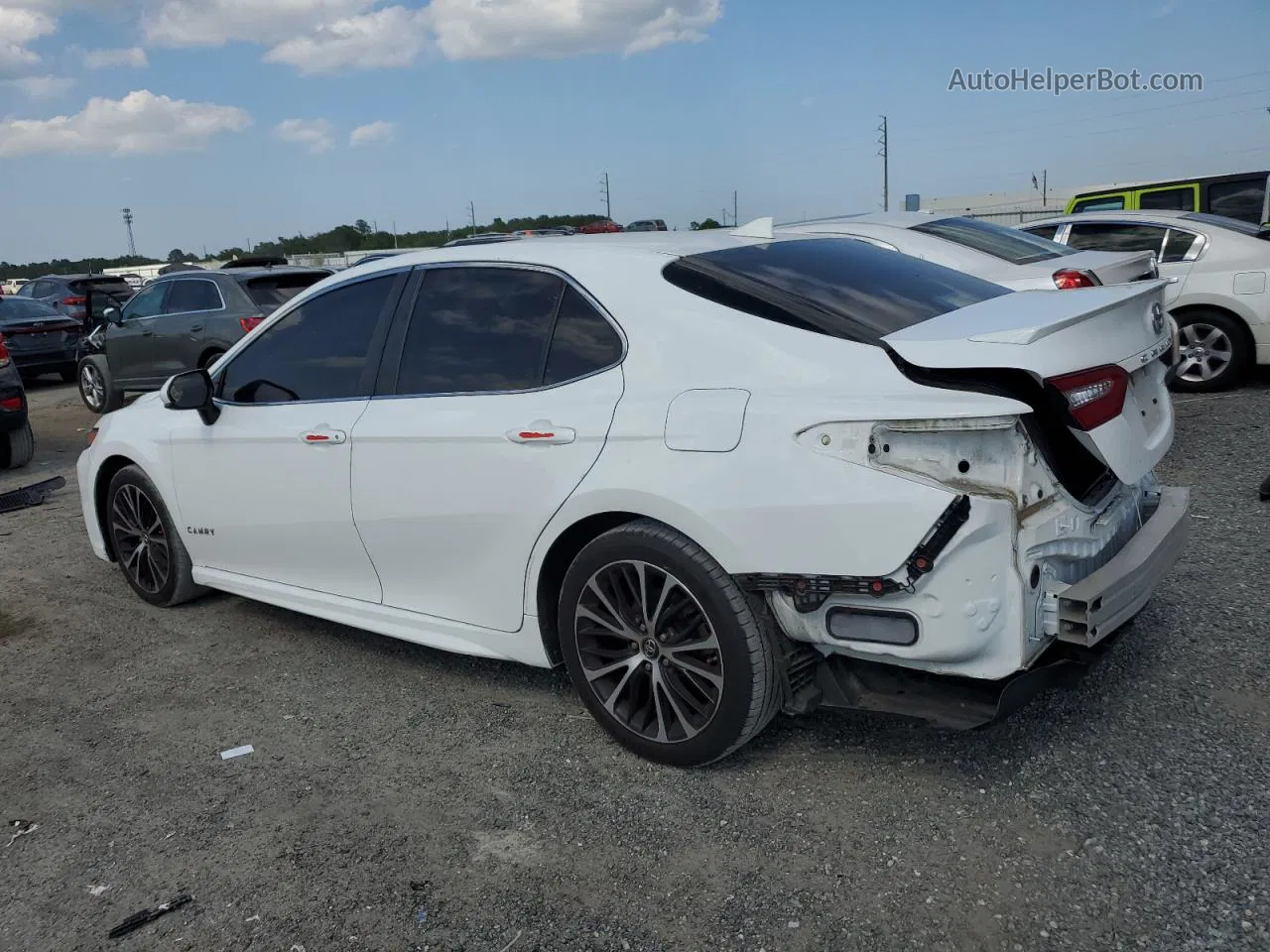 2019 Toyota Camry L White vin: 4T1B11HK4KU228463