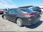 2019 Toyota Camry Le Gray vin: 4T1B11HK4KU250317