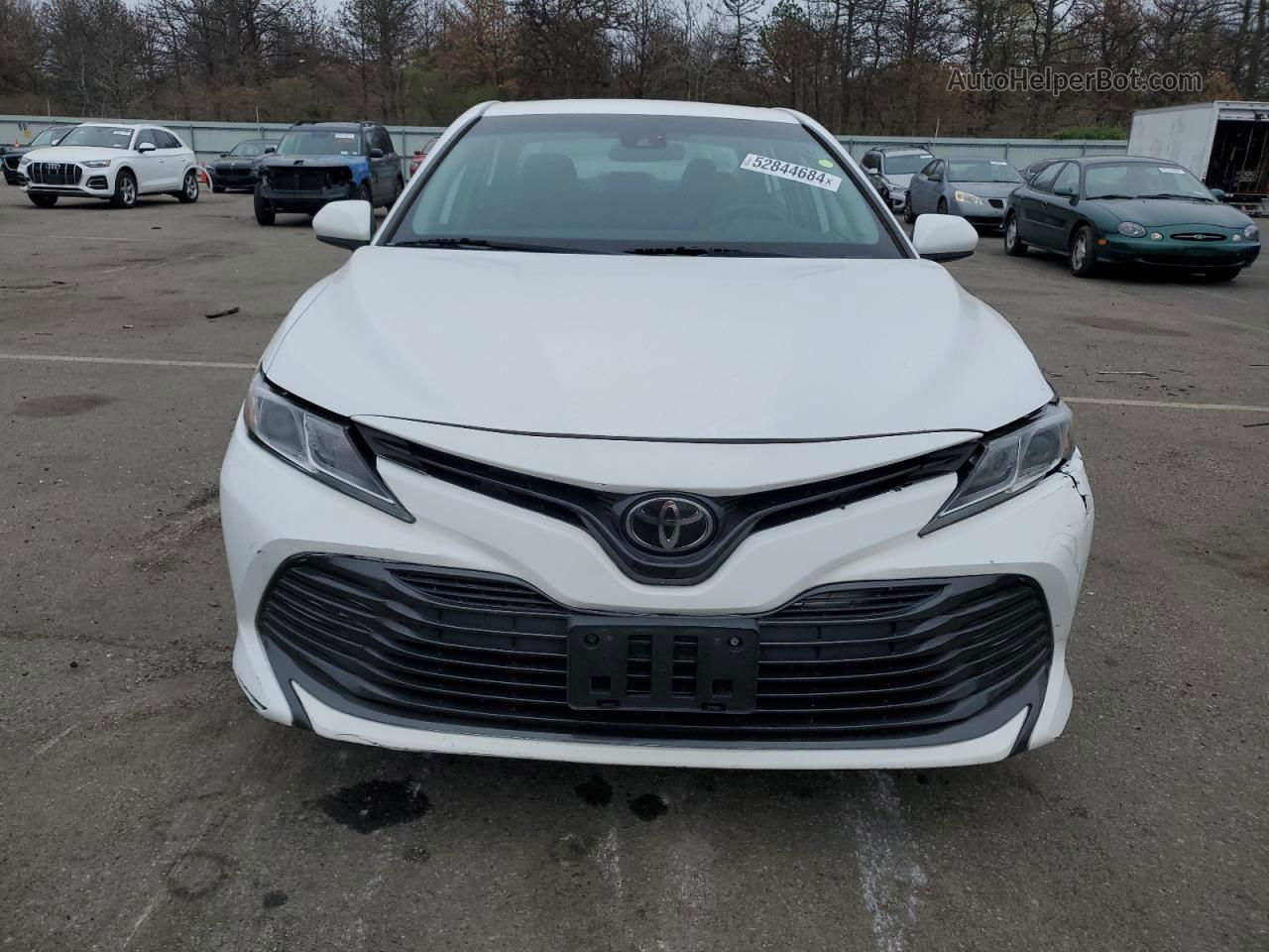 2019 Toyota Camry L Белый vin: 4T1B11HK4KU692580