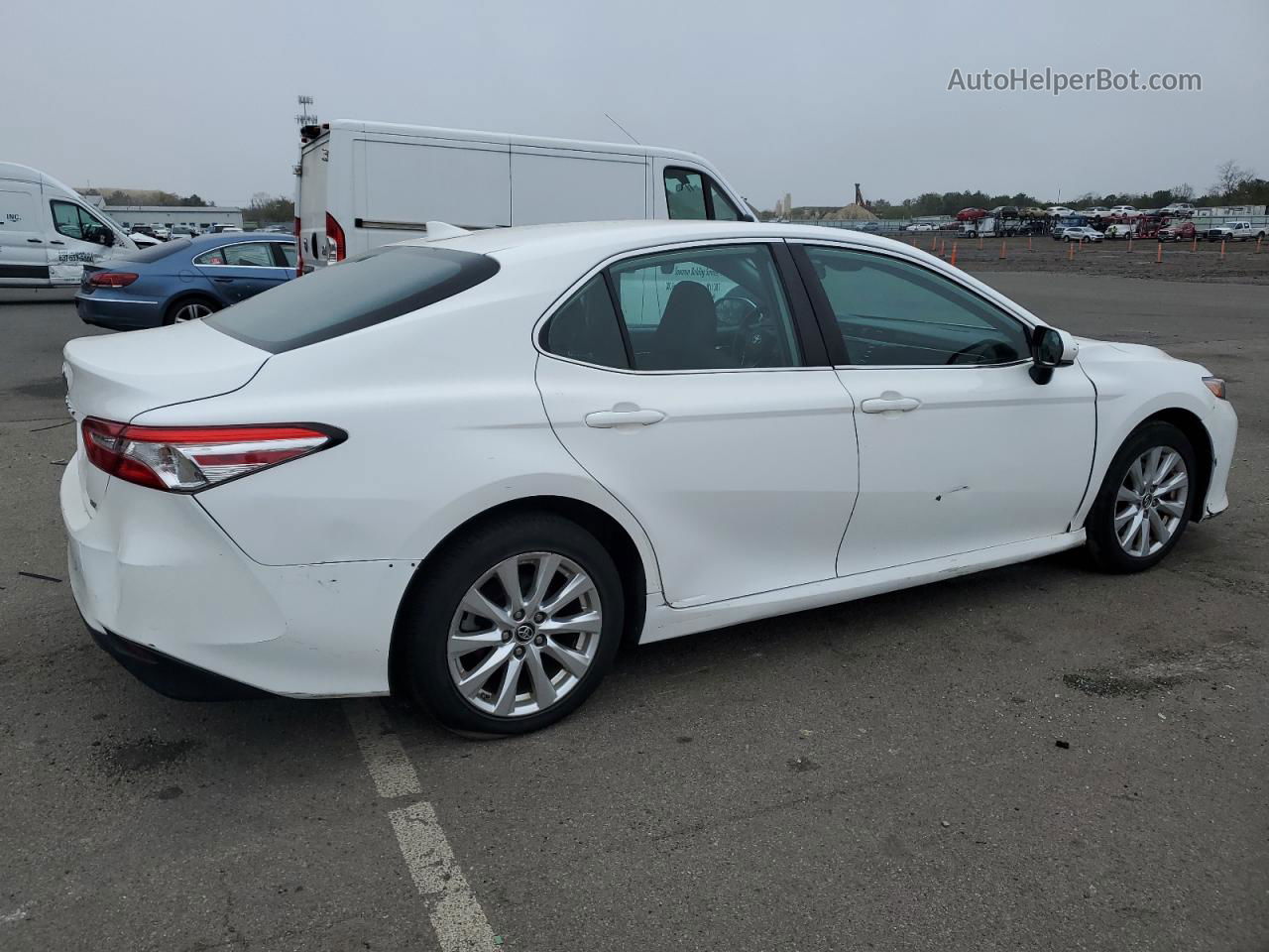 2019 Toyota Camry L White vin: 4T1B11HK4KU692580