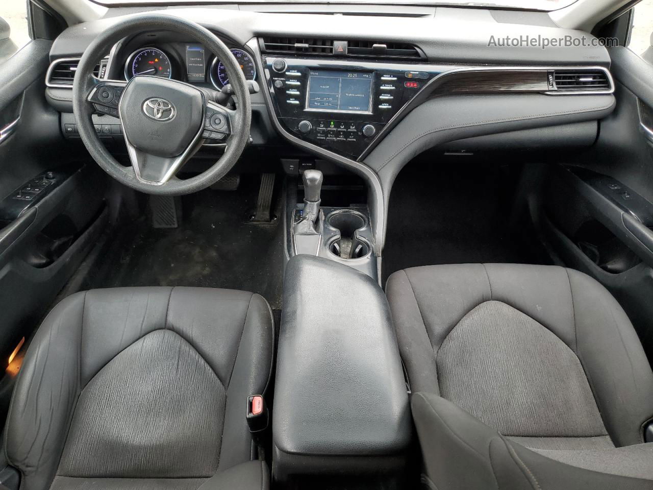 2019 Toyota Camry L Белый vin: 4T1B11HK4KU692580