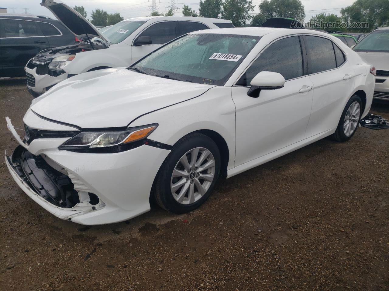 2019 Toyota Camry L White vin: 4T1B11HK4KU718062