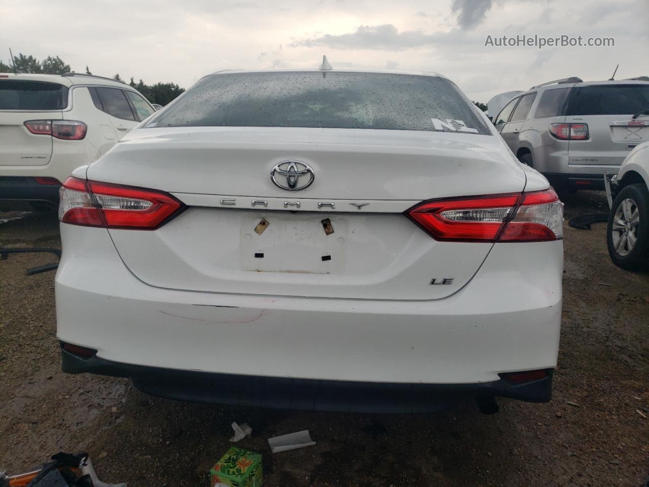 2019 Toyota Camry L White vin: 4T1B11HK4KU718062