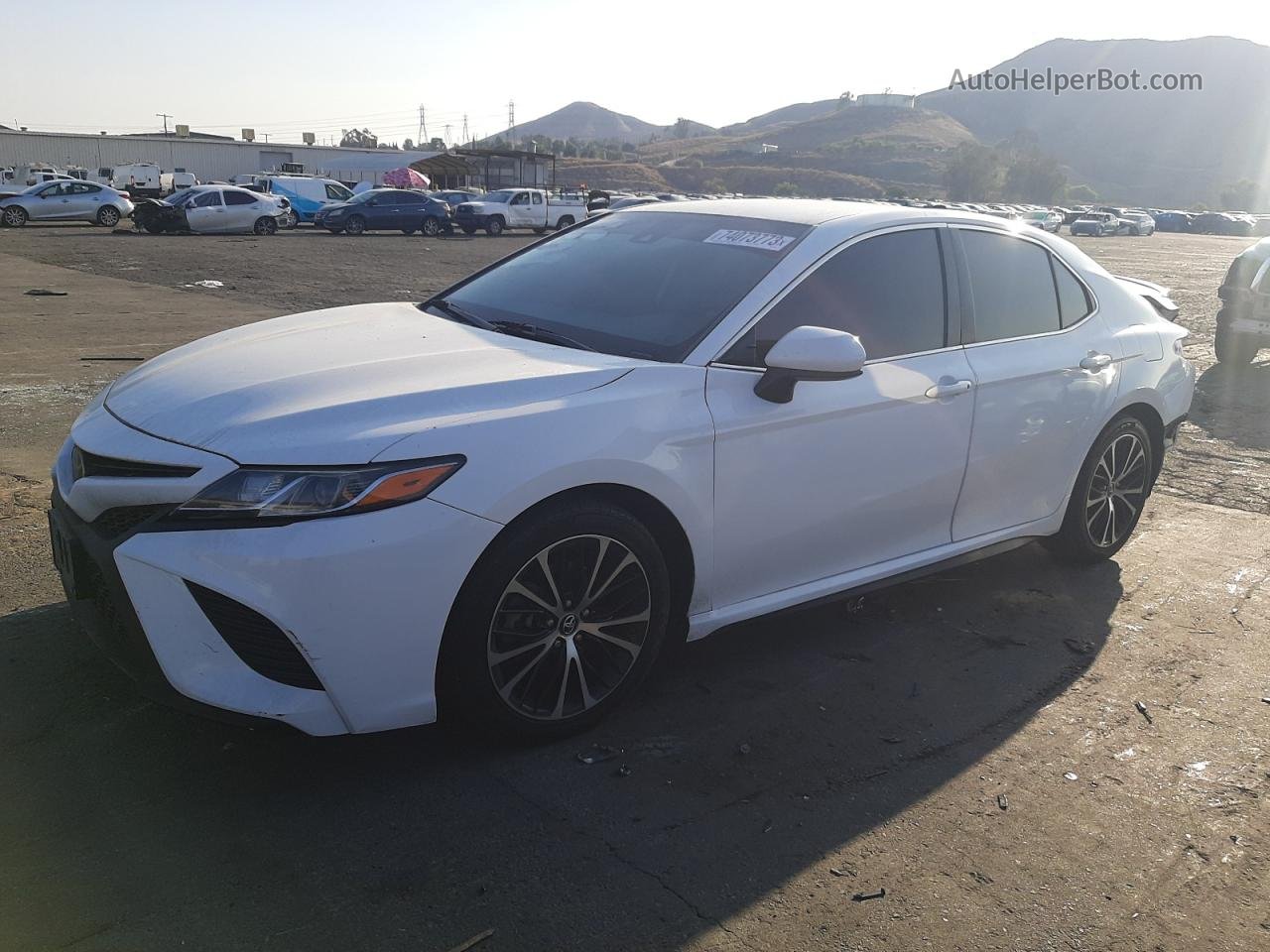 2019 Toyota Camry L White vin: 4T1B11HK4KU756603