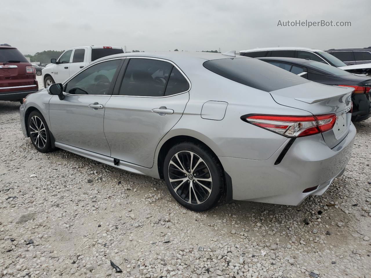 2019 Toyota Camry L Silver vin: 4T1B11HK4KU797944