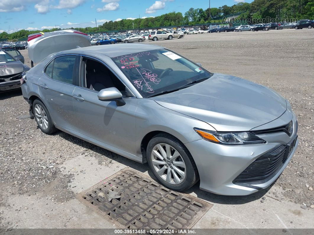 2019 Toyota Camry Le Silver vin: 4T1B11HK5KU267482