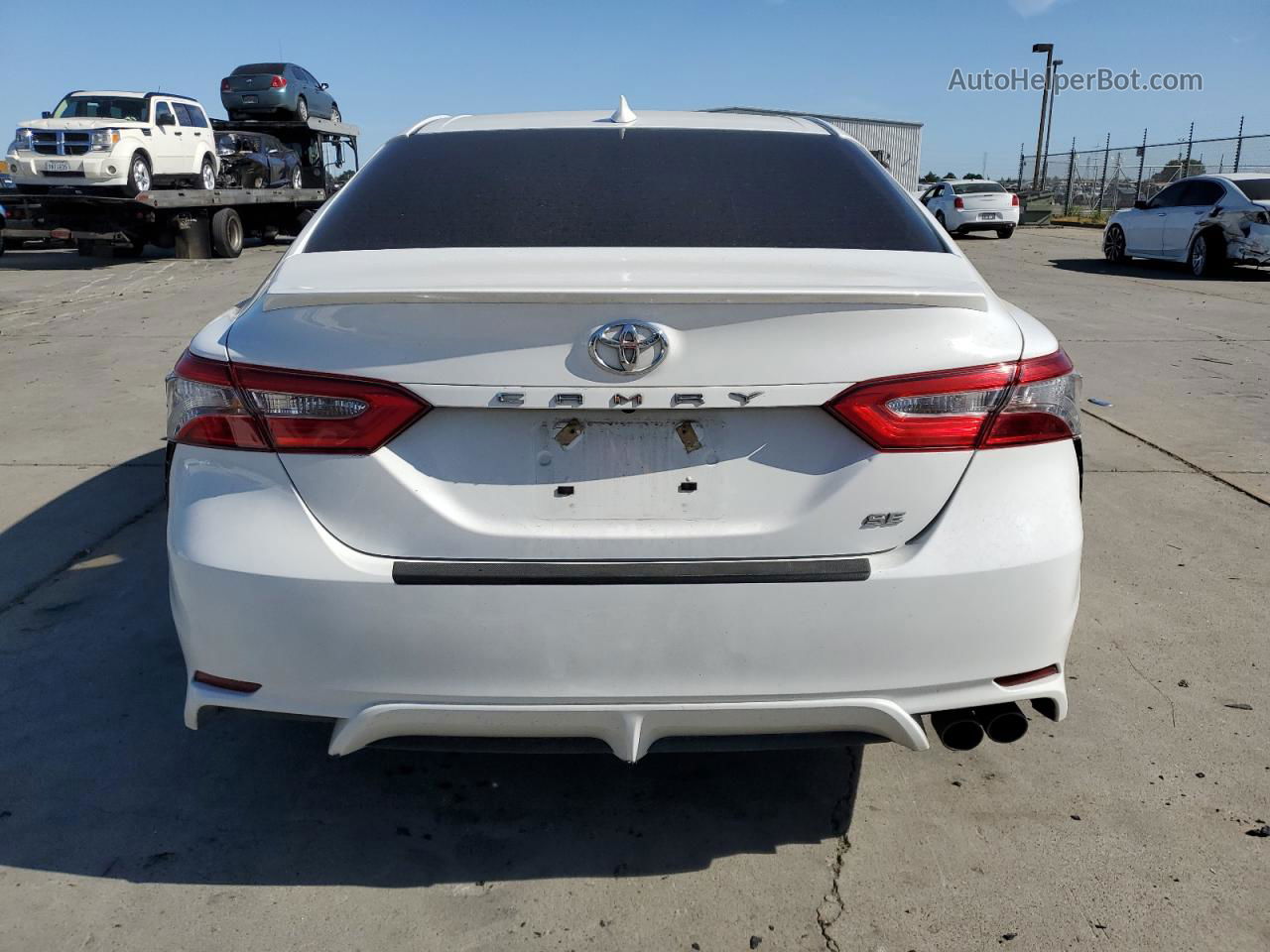 2019 Toyota Camry L White vin: 4T1B11HK5KU695293