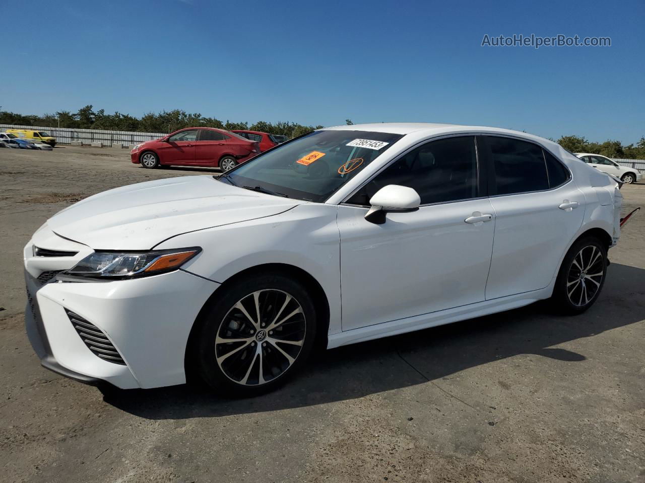 2019 Toyota Camry L White vin: 4T1B11HK5KU734657