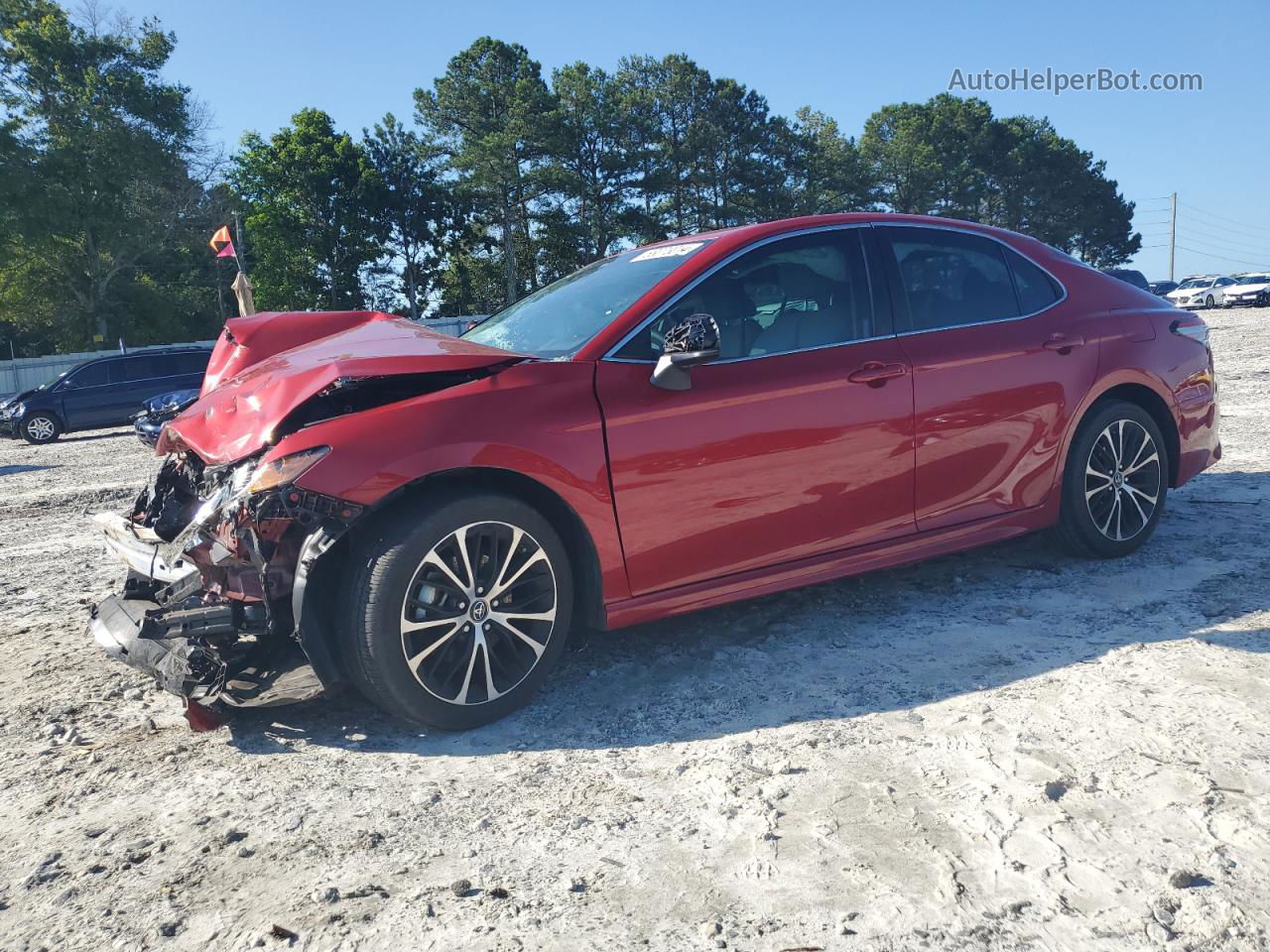 2019 Toyota Camry L Red vin: 4T1B11HK6KU236306