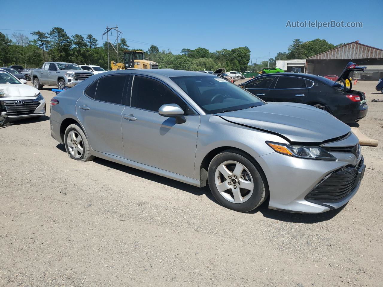 2019 Toyota Camry L Серебряный vin: 4T1B11HK6KU258659