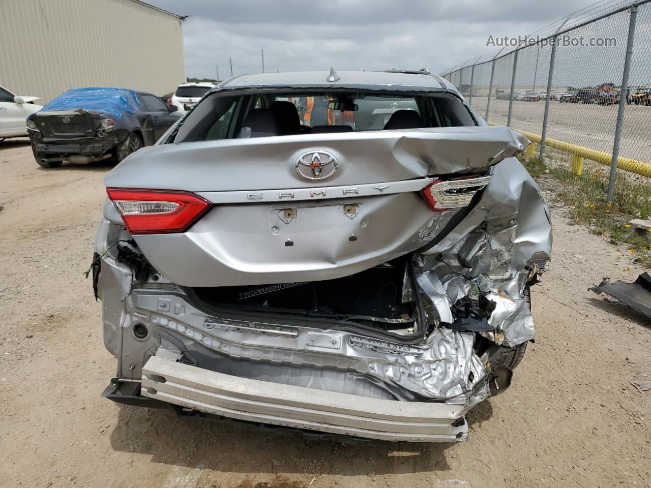 2019 Toyota Camry L Silver vin: 4T1B11HK6KU270164