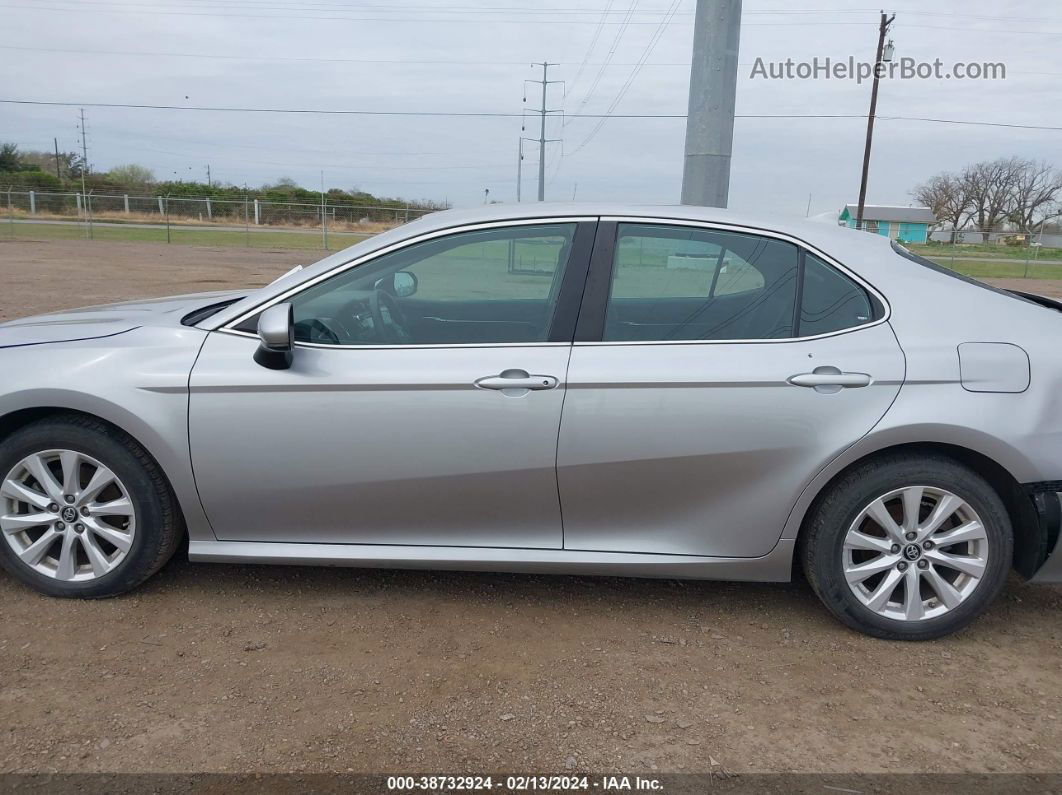 2019 Toyota Camry Le Silver vin: 4T1B11HK6KU689180