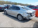 2019 Toyota Camry Le Серебряный vin: 4T1B11HK6KU693018