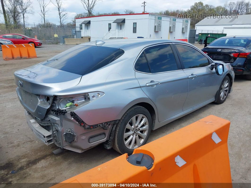 2019 Toyota Camry Le Silver vin: 4T1B11HK6KU693018