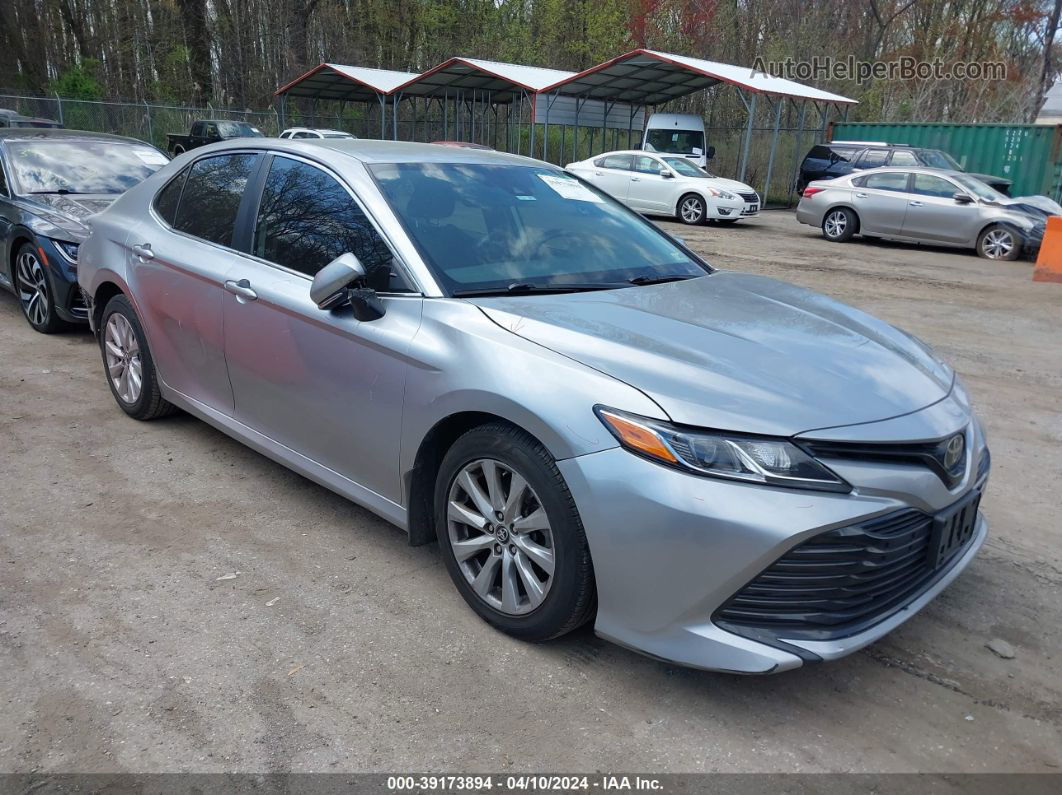 2019 Toyota Camry Le Silver vin: 4T1B11HK6KU693018