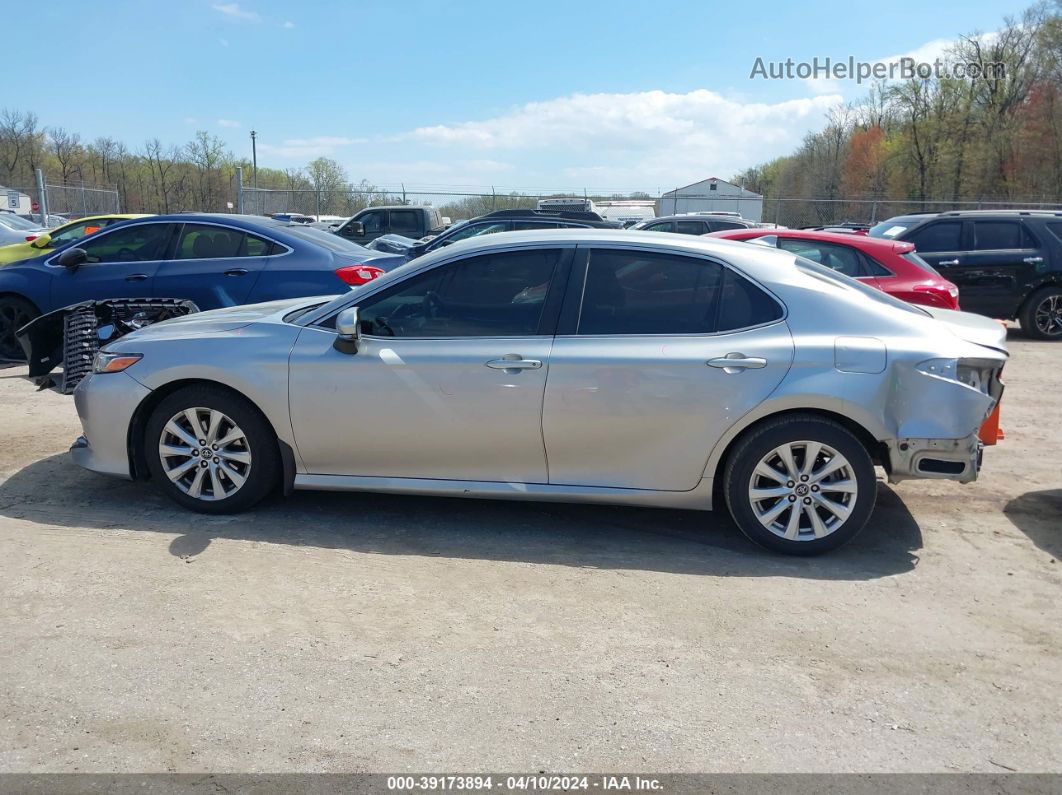 2019 Toyota Camry Le Silver vin: 4T1B11HK6KU693018