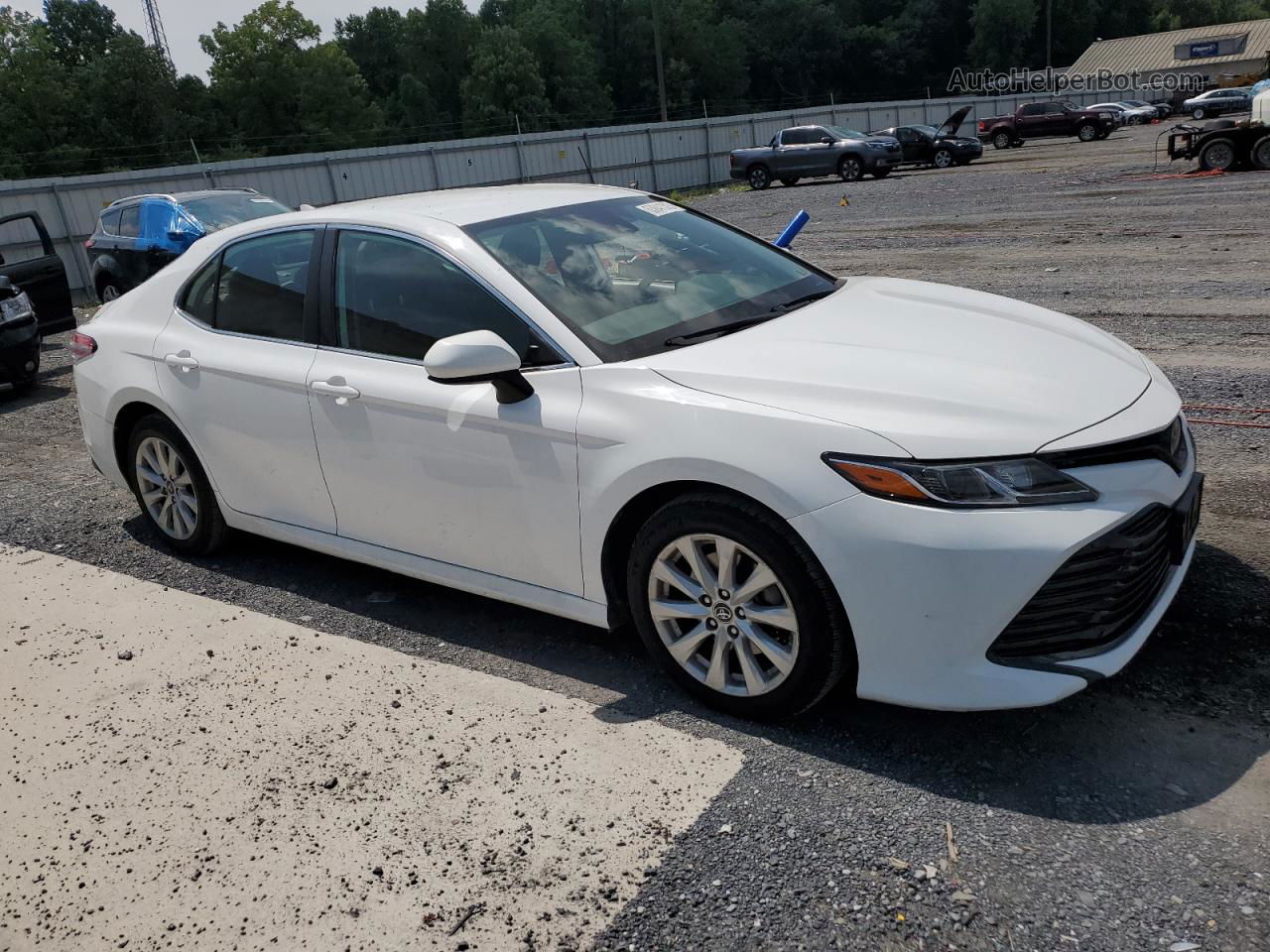 2019 Toyota Camry L White vin: 4T1B11HK6KU774794