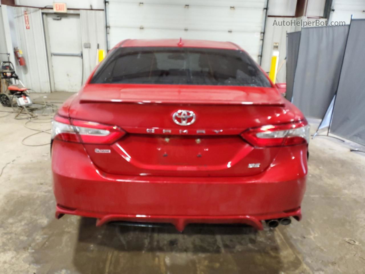 2019 Toyota Camry L Red vin: 4T1B11HK7KU163267