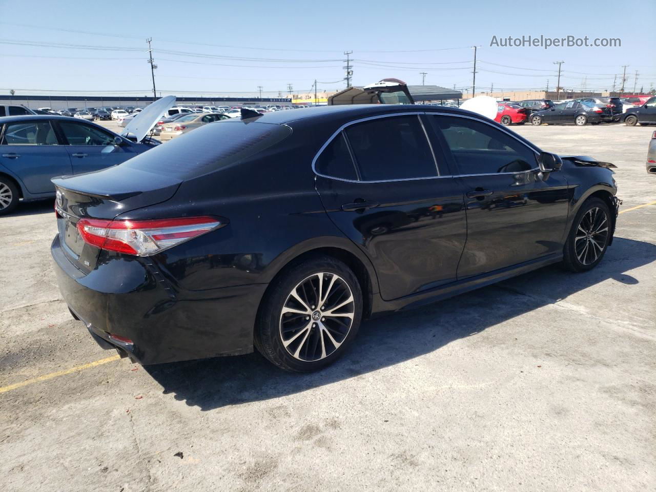 2019 Toyota Camry L Черный vin: 4T1B11HK7KU179999