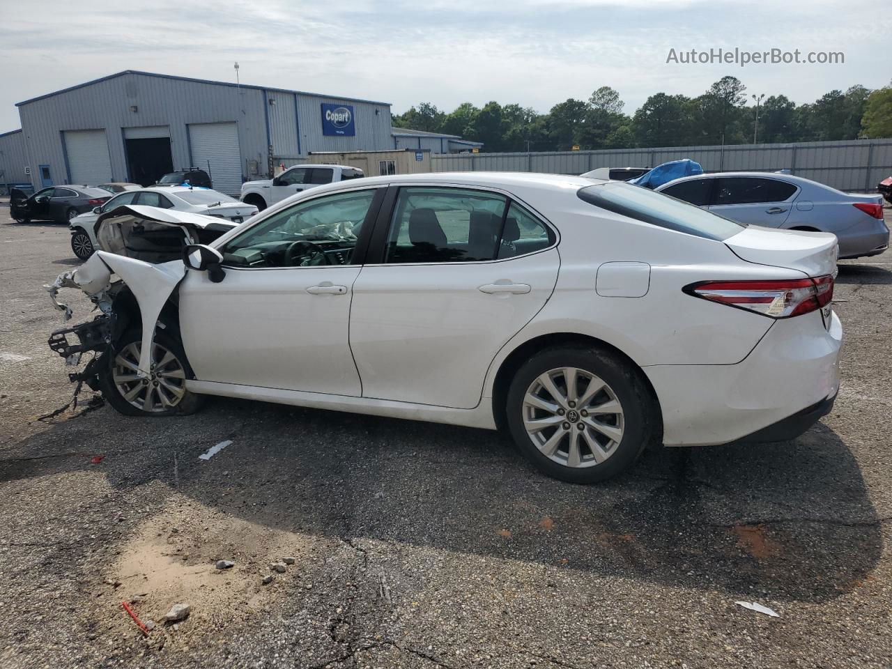 2019 Toyota Camry L White vin: 4T1B11HK7KU219627