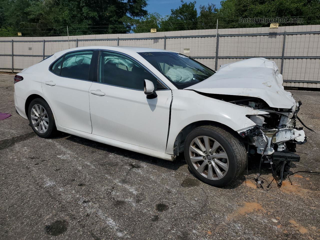 2019 Toyota Camry L White vin: 4T1B11HK7KU219627