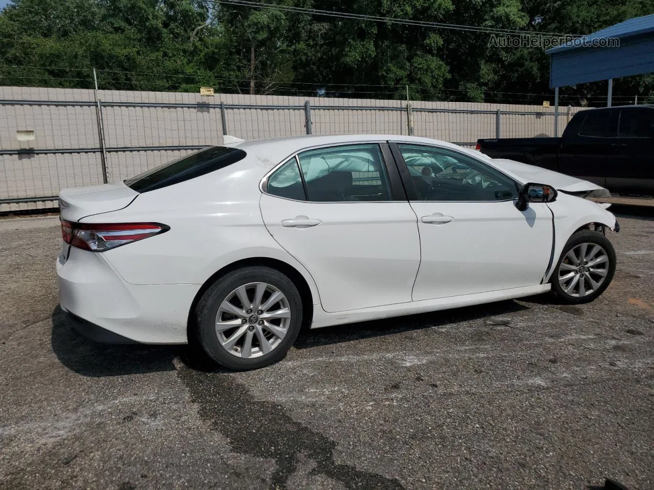 2019 Toyota Camry L White vin: 4T1B11HK7KU219627