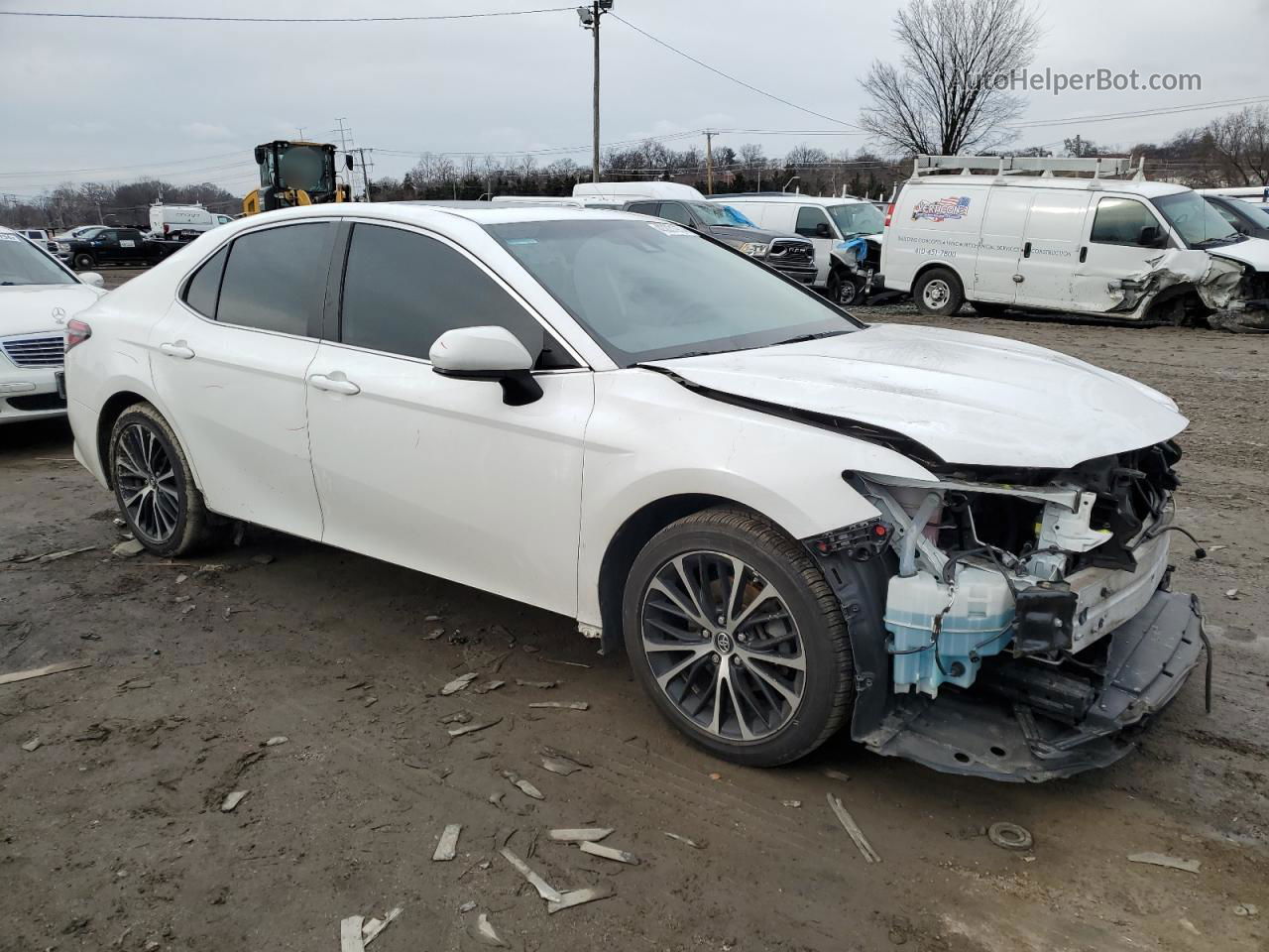 2019 Toyota Camry L White vin: 4T1B11HK7KU680617