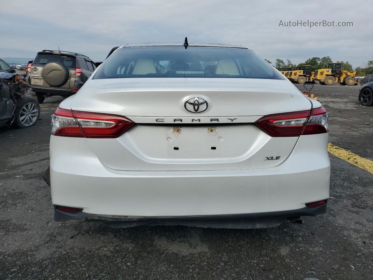 2019 Toyota Camry L White vin: 4T1B11HK7KU825767