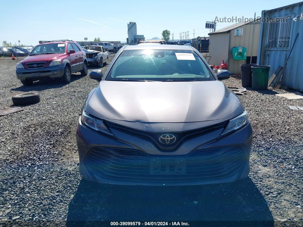 2019 Toyota Camry Le Gray vin: 4T1B11HK8KU213447