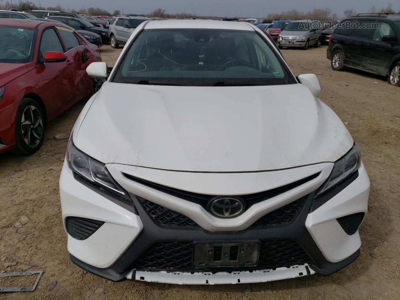 2019 Toyota Camry L White vin: 4T1B11HK8KU232936