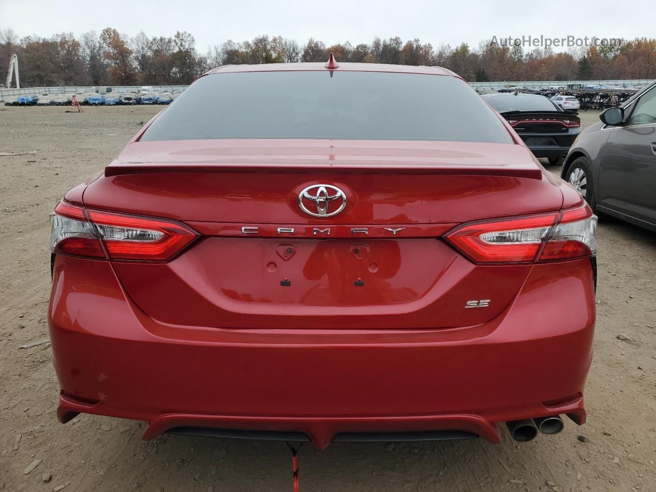 2019 Toyota Camry L Red vin: 4T1B11HK8KU247288
