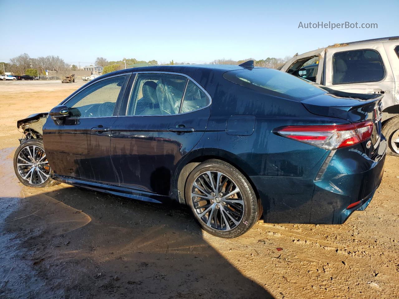 2019 Toyota Camry L Blue vin: 4T1B11HK8KU258341