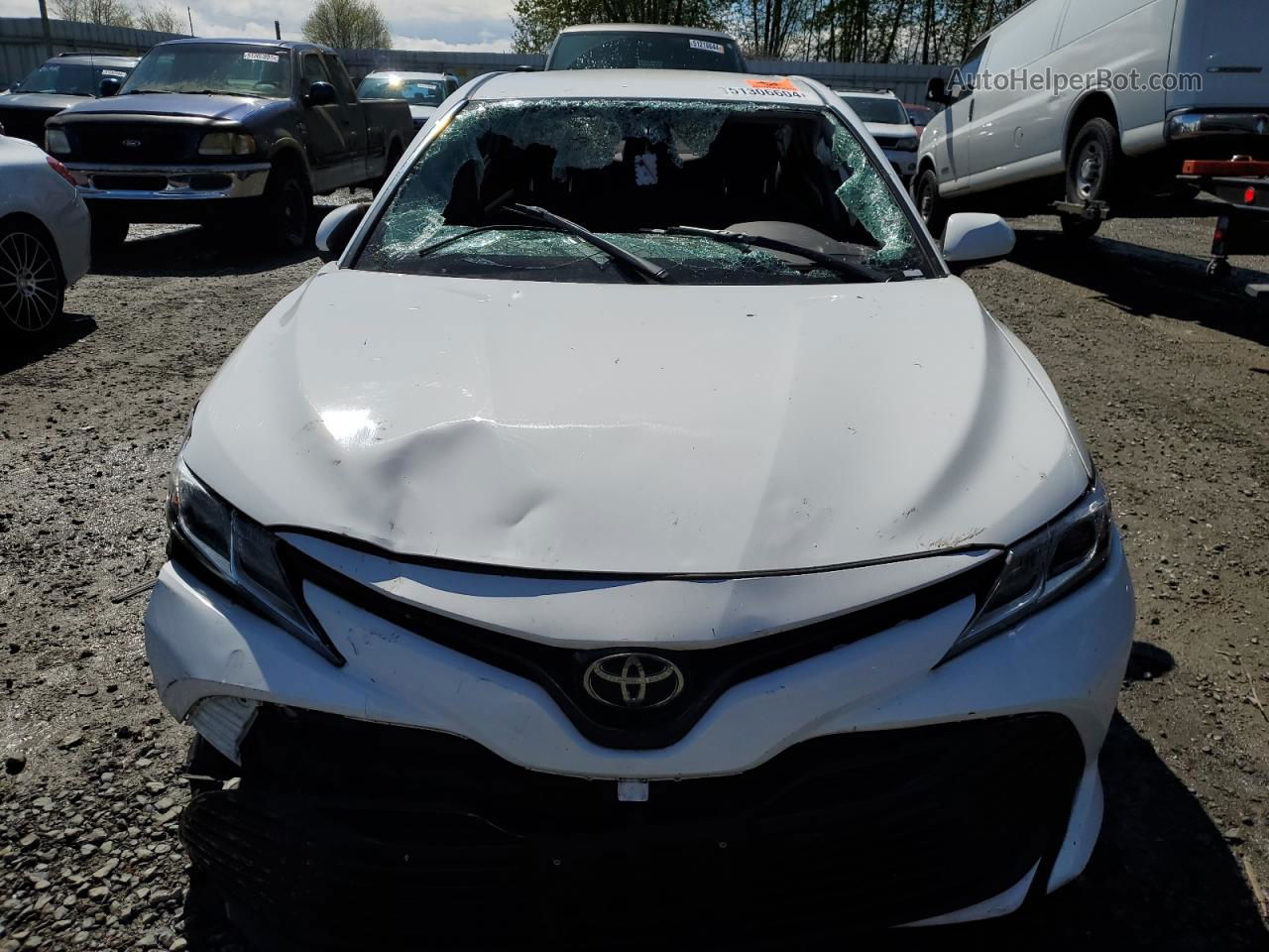 2019 Toyota Camry L White vin: 4T1B11HK8KU267377