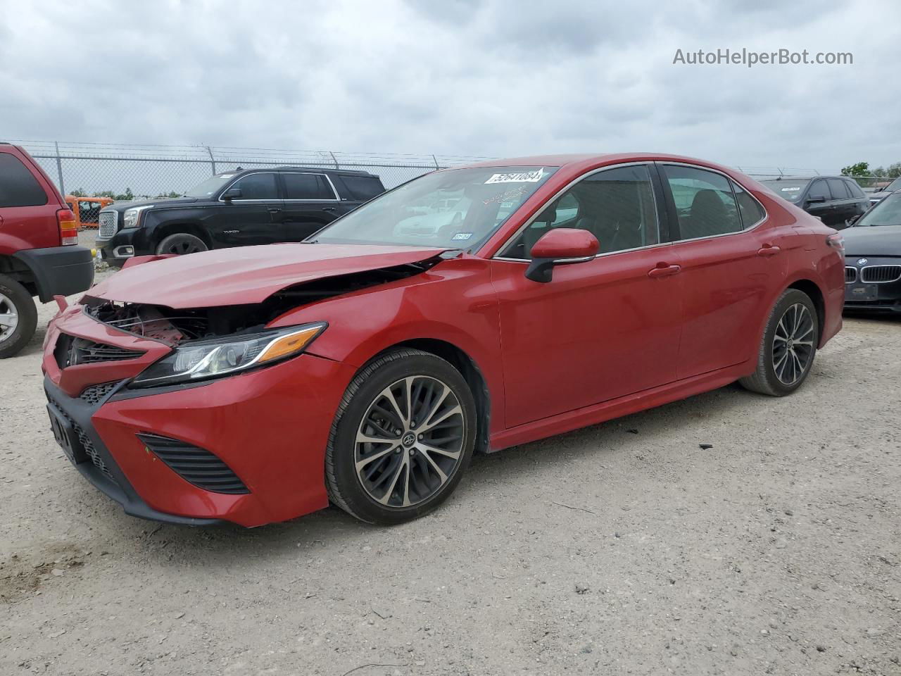 2019 Toyota Camry L Red vin: 4T1B11HK8KU272742