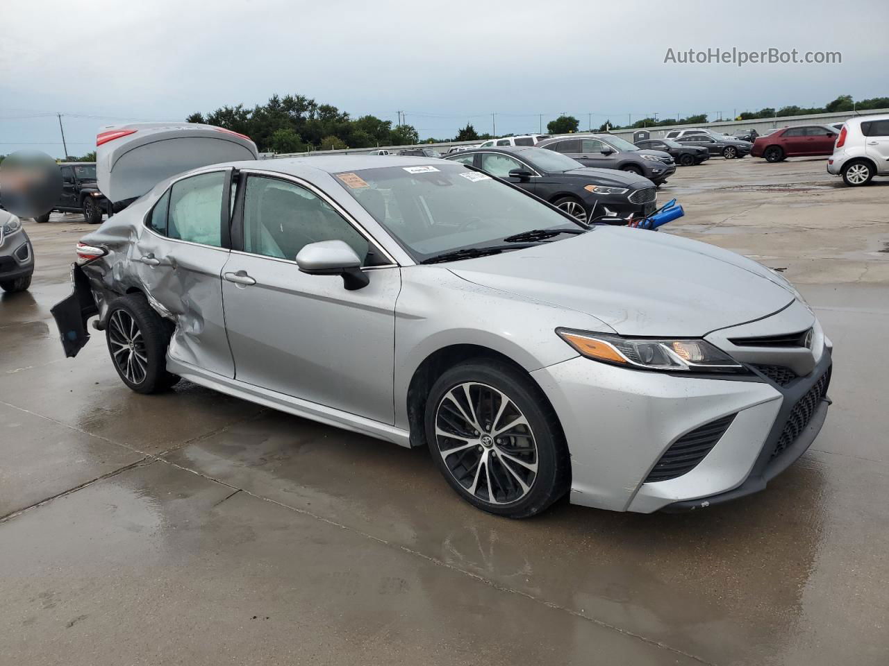 2019 Toyota Camry L Silver vin: 4T1B11HK8KU724916