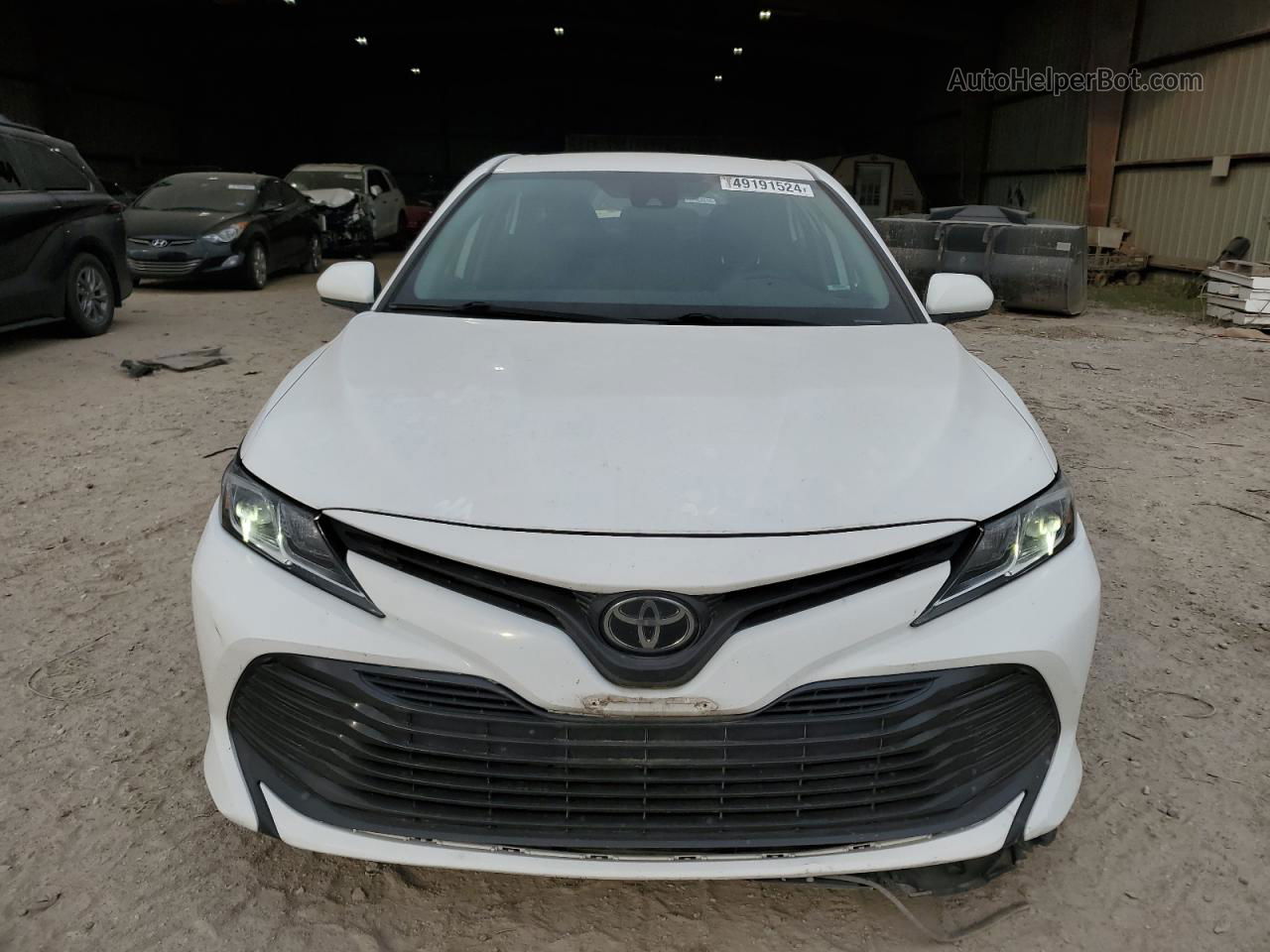 2019 Toyota Camry L White vin: 4T1B11HK8KU743868