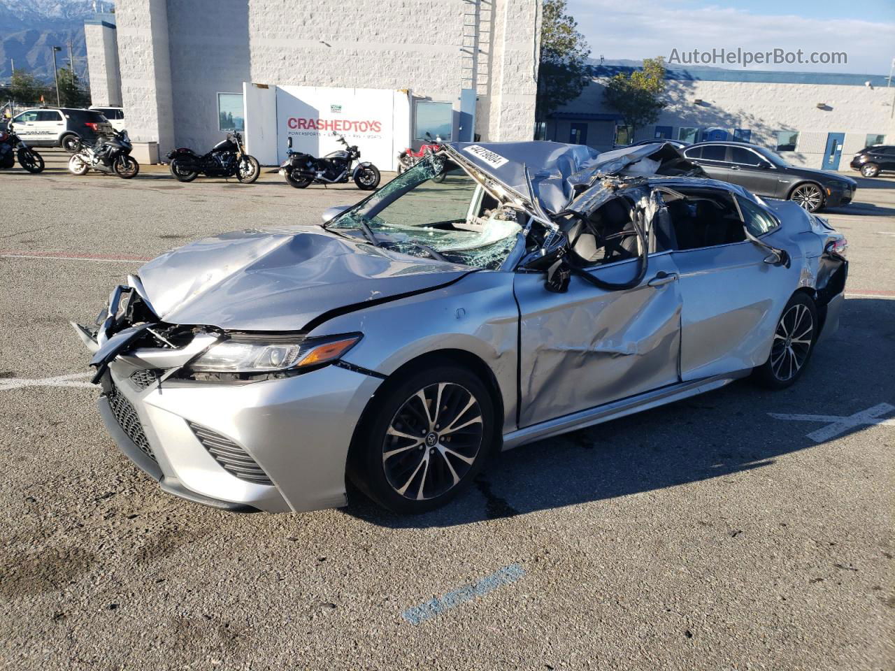 2019 Toyota Camry L Silver vin: 4T1B11HK8KU800327