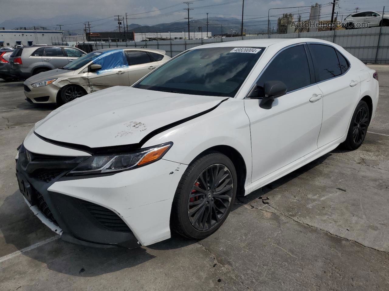 2019 Toyota Camry L White vin: 4T1B11HK8KU810596