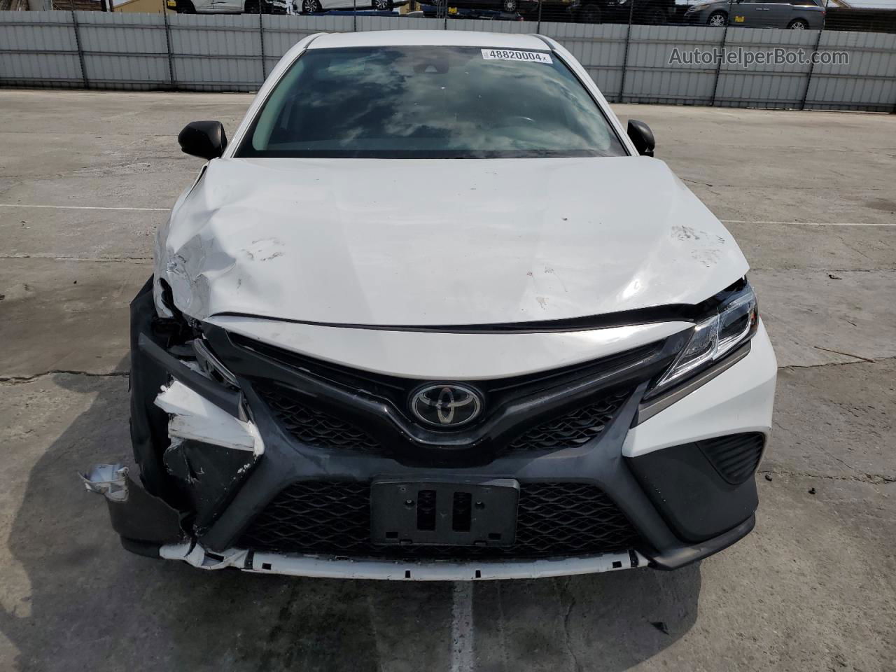 2019 Toyota Camry L White vin: 4T1B11HK8KU810596