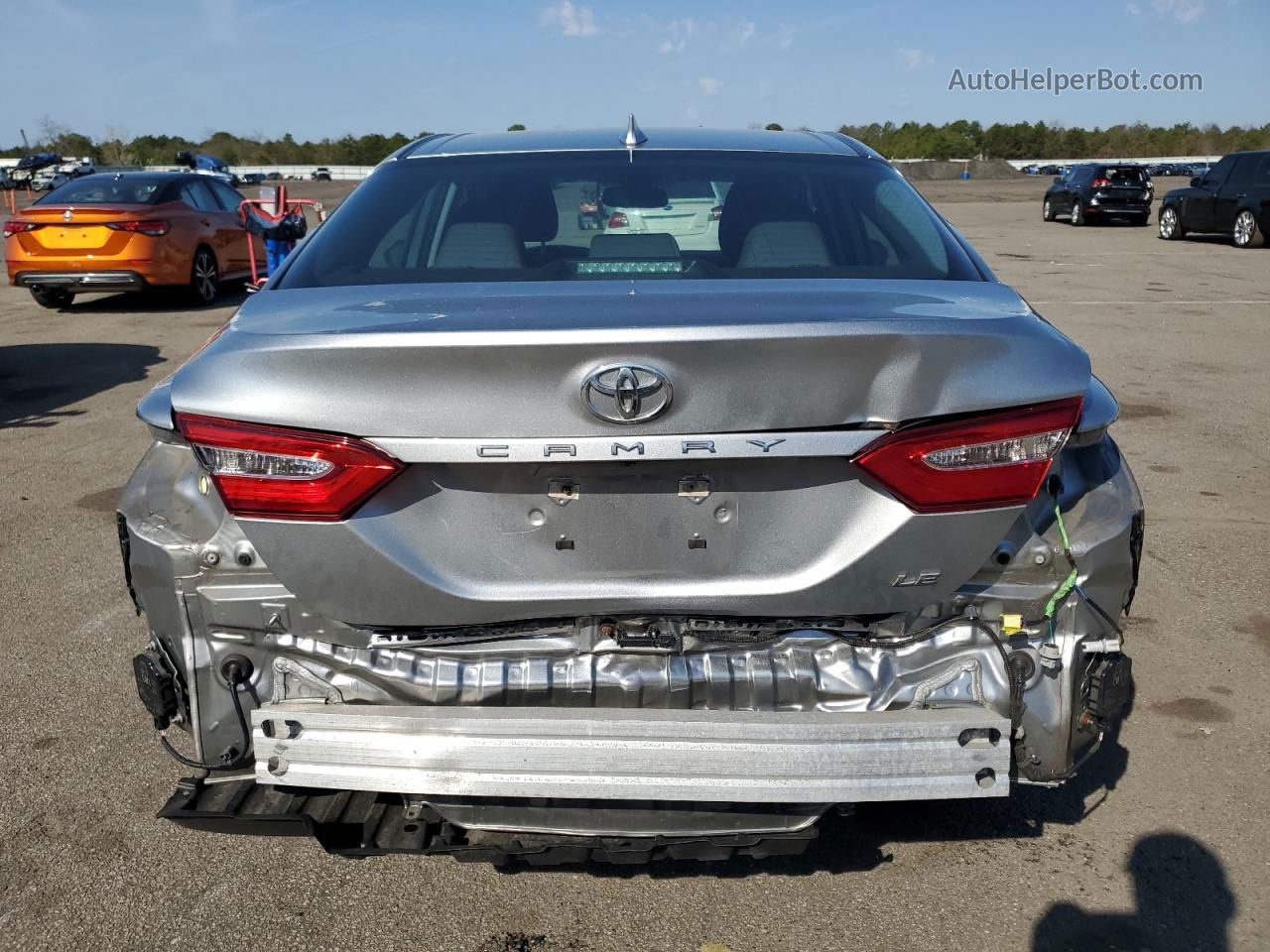 2019 Toyota Camry L Silver vin: 4T1B11HK8KU813322