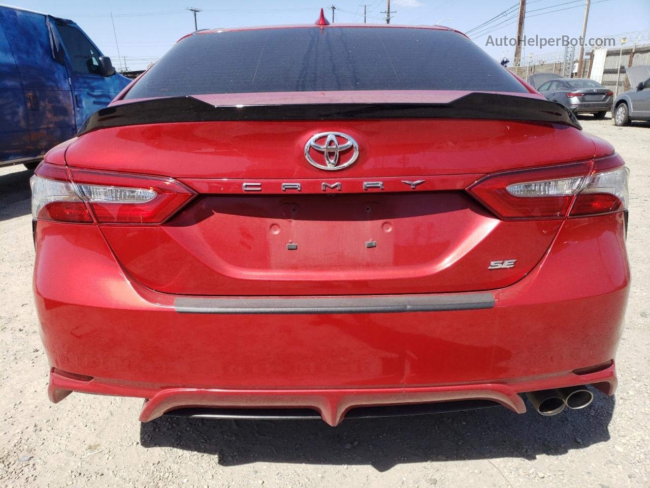 2019 Toyota Camry L Red vin: 4T1B11HK9KU210248