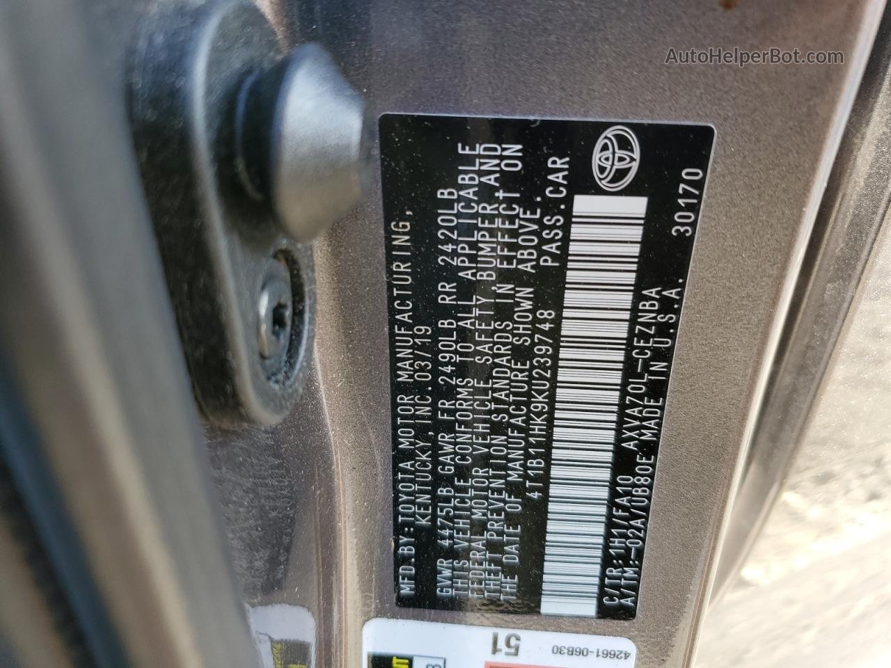 2019 Toyota Camry L Угольный vin: 4T1B11HK9KU239748