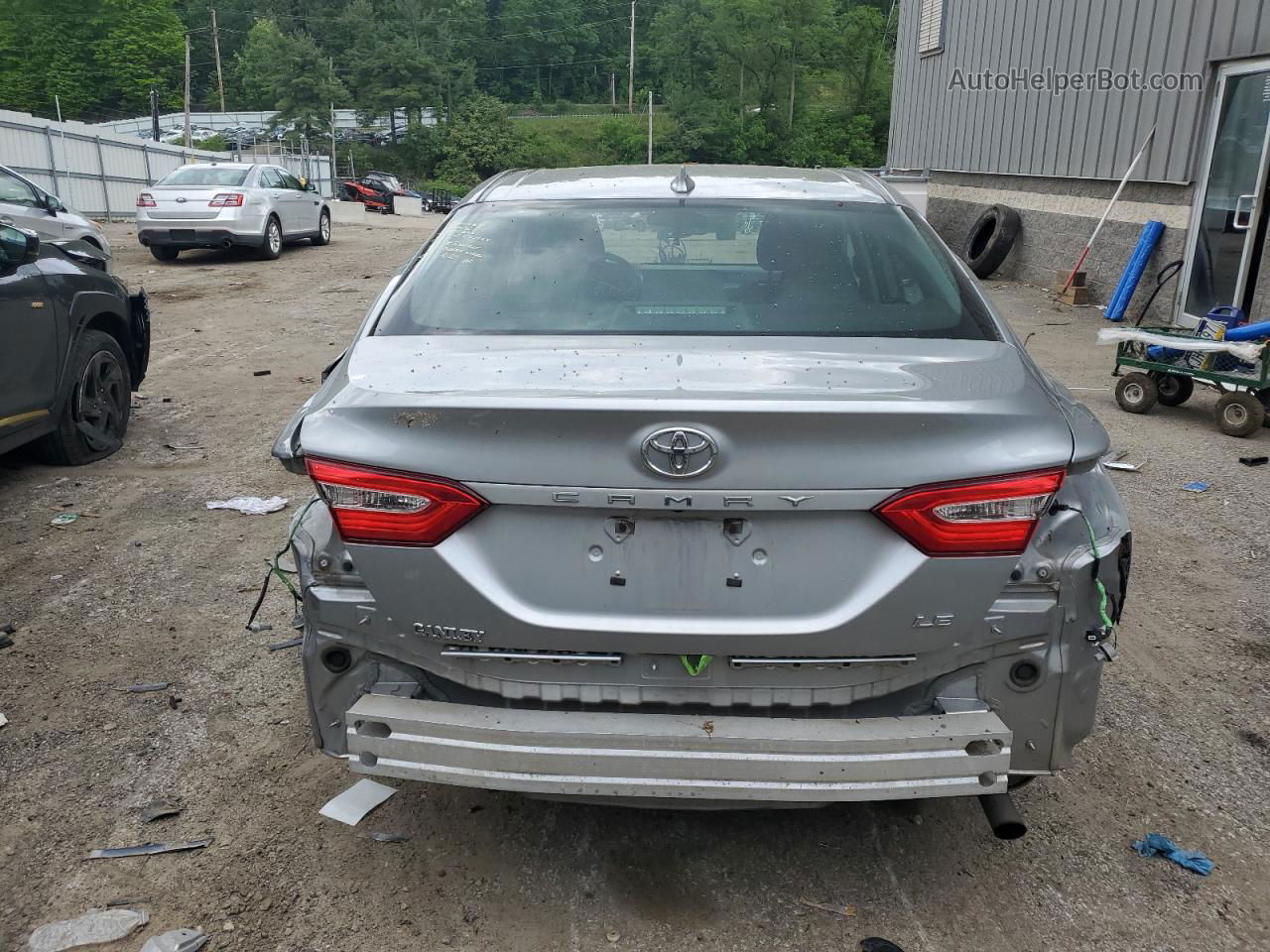 2019 Toyota Camry L Серебряный vin: 4T1B11HK9KU245212