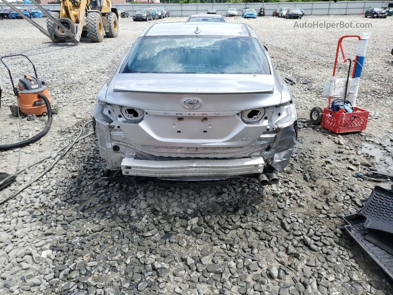2019 Toyota Camry L Silver vin: 4T1B11HK9KU679579