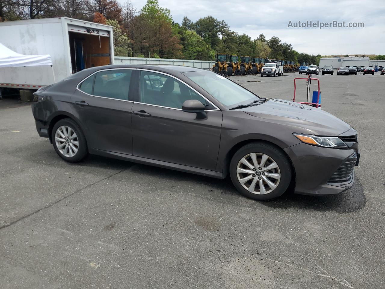 2019 Toyota Camry L Brown vin: 4T1B11HK9KU679677