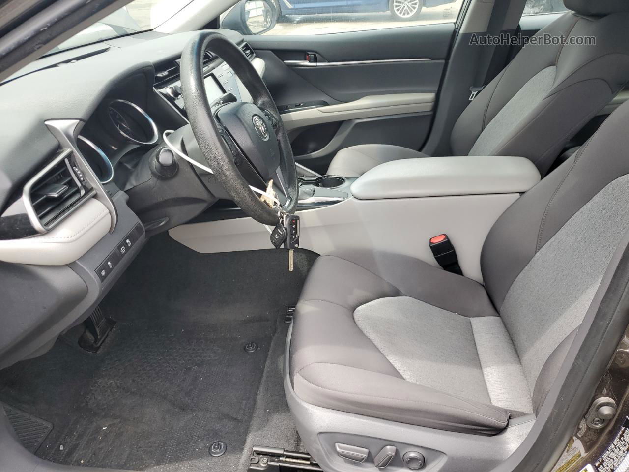 2019 Toyota Camry L Brown vin: 4T1B11HK9KU679677