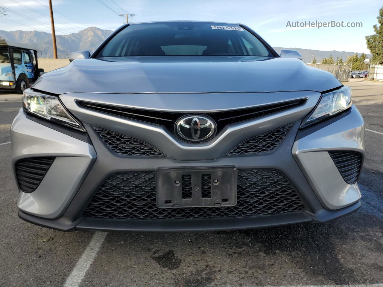 2019 Toyota Camry L Silver vin: 4T1B11HK9KU771761