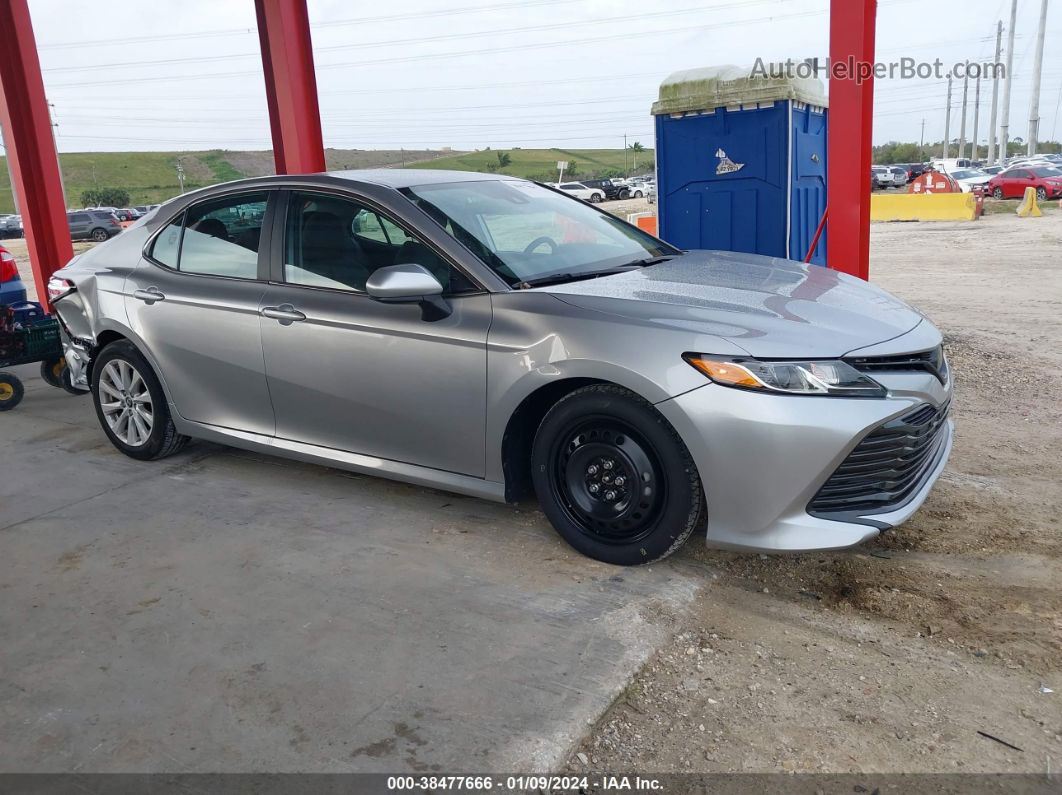 2019 Toyota Camry Le Silver vin: 4T1B11HK9KU776670