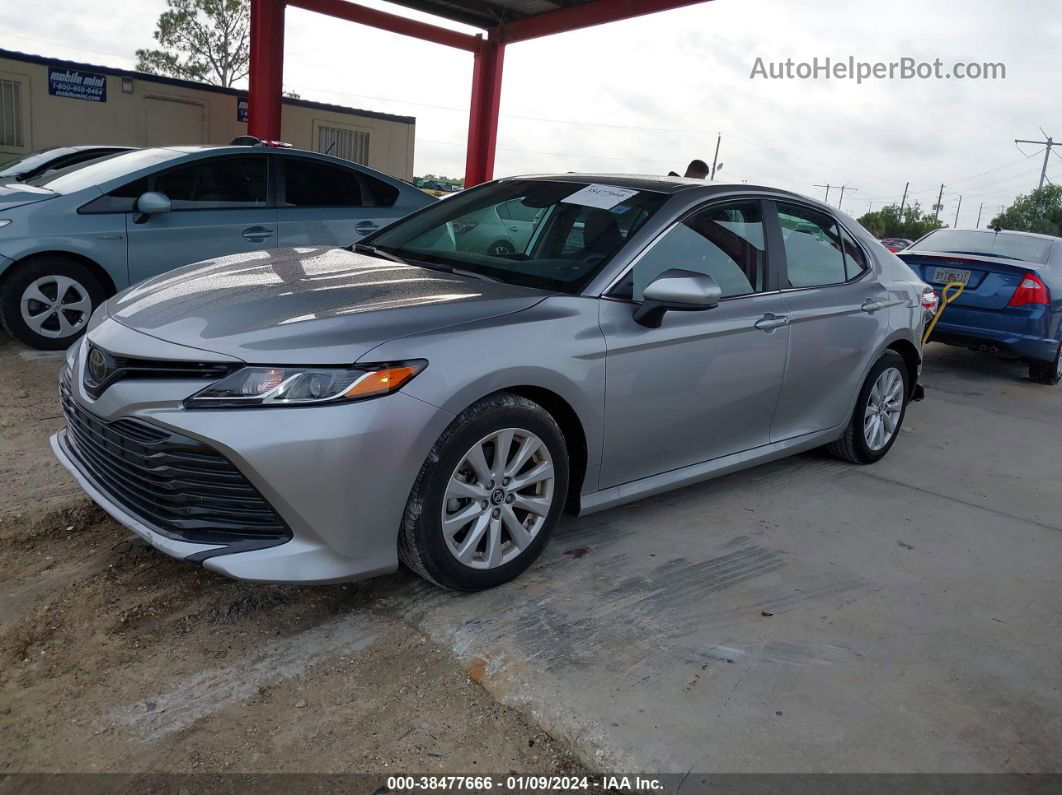 2019 Toyota Camry Le Silver vin: 4T1B11HK9KU776670