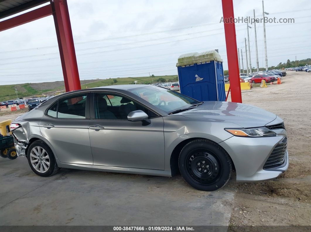 2019 Toyota Camry Le Silver vin: 4T1B11HK9KU776670